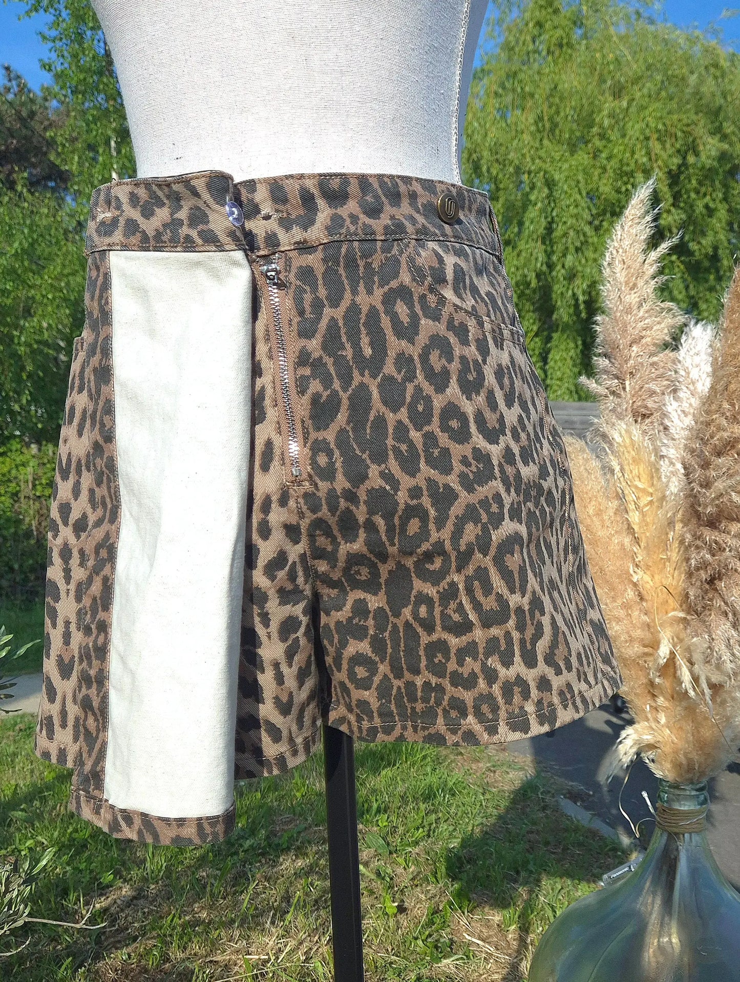 jupe-short Leopard noden boutique