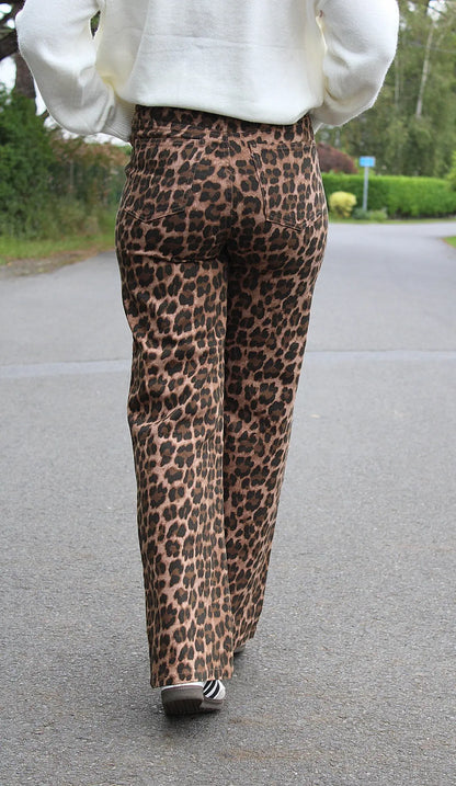 Jean EDEN Leopard coupe droite noden boutique