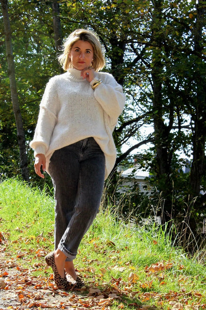 Pull Romy blanc – Coupe oversize, taille unique noden boutique