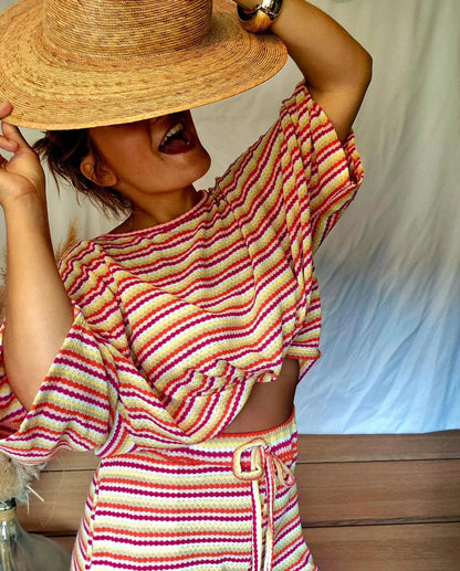 Top Bahia rayé multicolore femme style bohème avec manches ample et chapeau en paille 