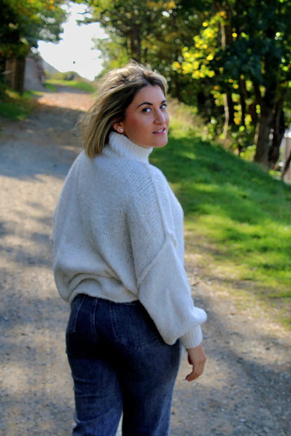 Pull Romy blanc – Coupe oversize, taille unique noden boutique